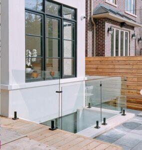 The Different Ways of Installing Glass Railings